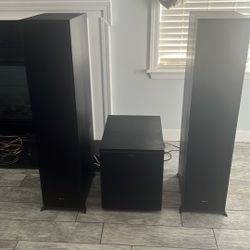  KLIPSCH R-820F 2 Tower Speakers And 12”subwoofer 
