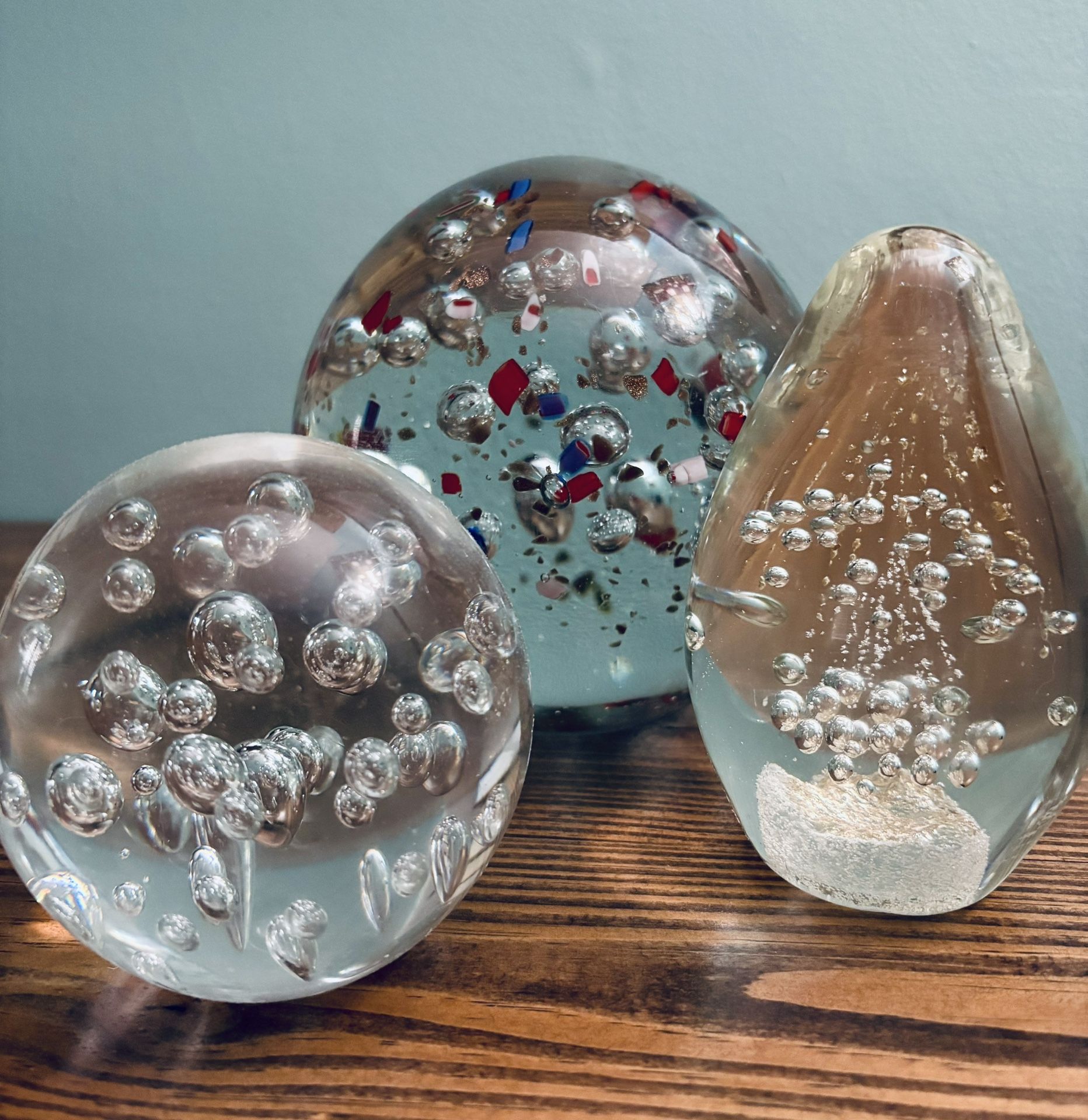 Vtg Art Glass Bubble Paperweights