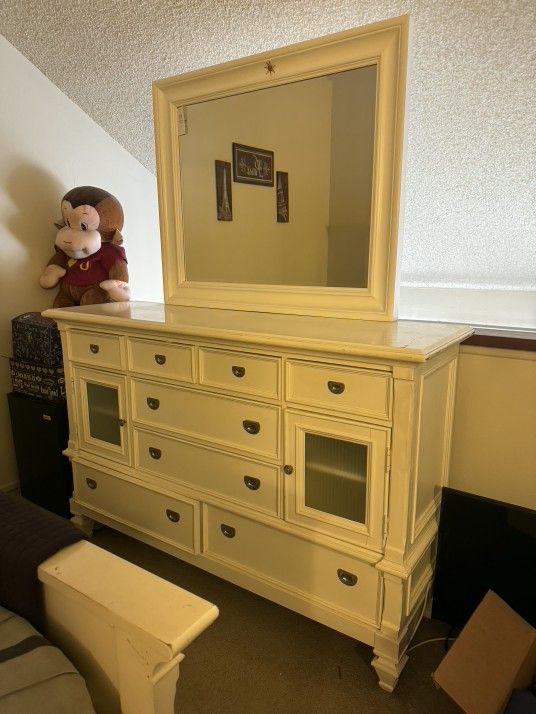 Bedroom Set