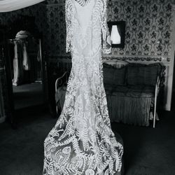 White Lace Wedding Dress