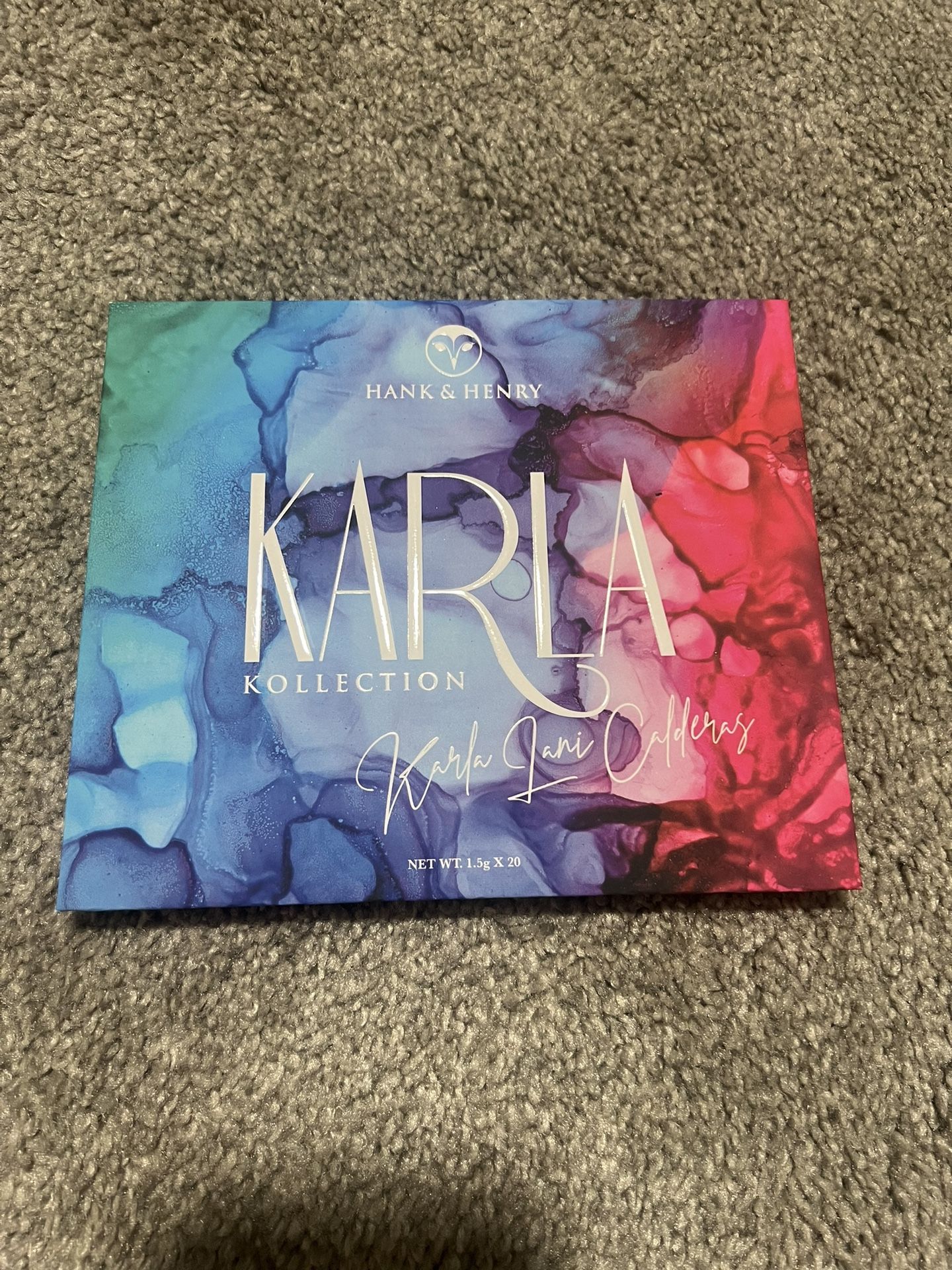 Hank & Henry Karla Kollection eyeshadow palette