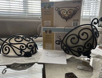 2 Aged Iron Half Wall Lamp - Lámpara De Pared De Hierro