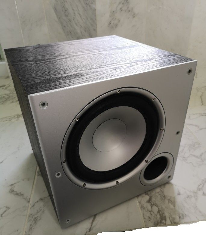 Polk Audio PSW10 Powered Subwoofer. Great Sound, Solid Sub Speaker, Working Perfectly.