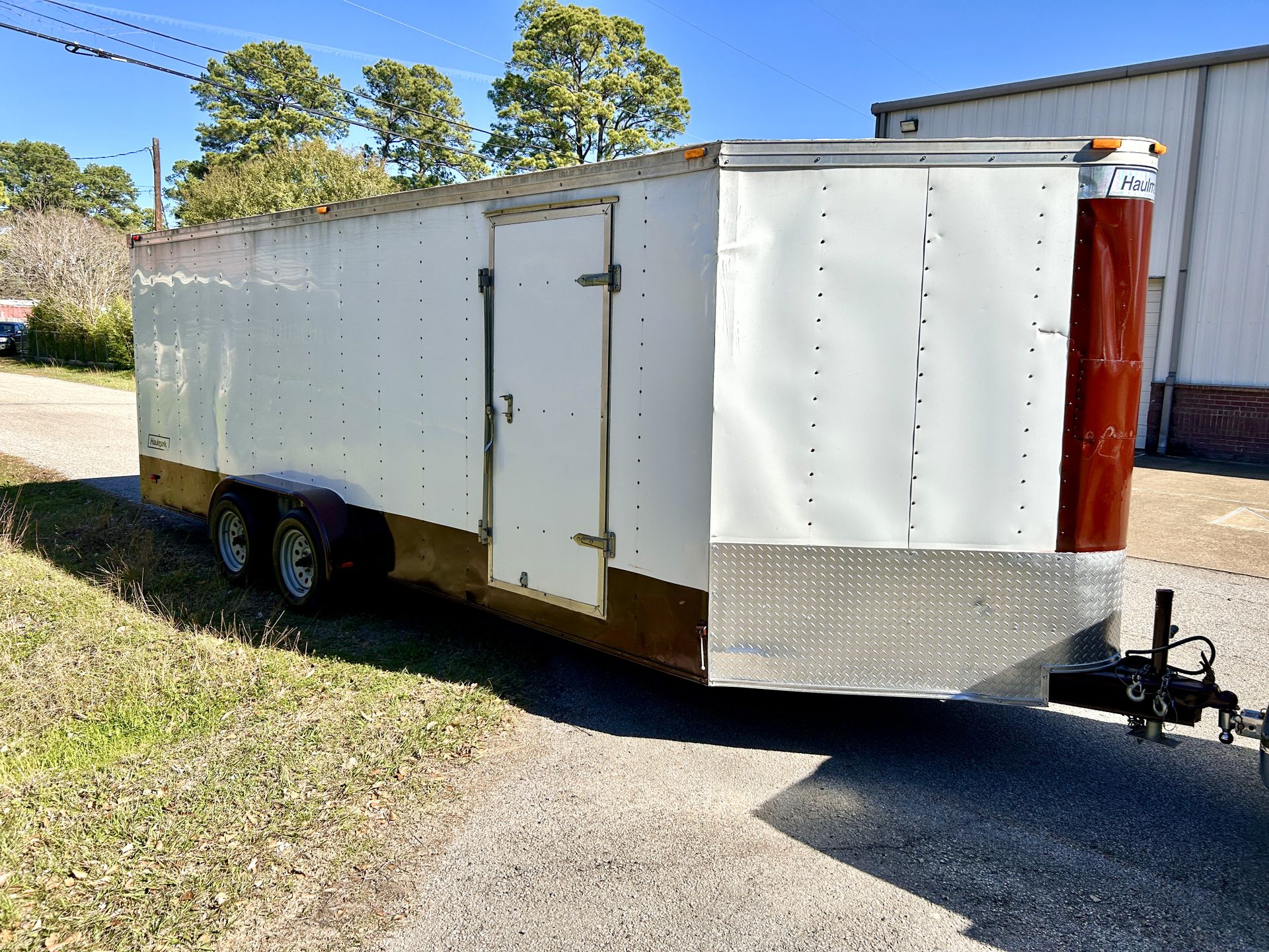 24 FT Enclosed Trailer With Ramp