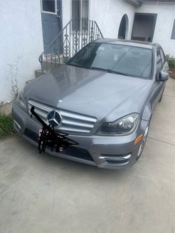 Mercedes Benz 2012 c250