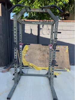 Squat rack with bench