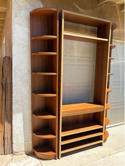 Living room shelf/tv stand