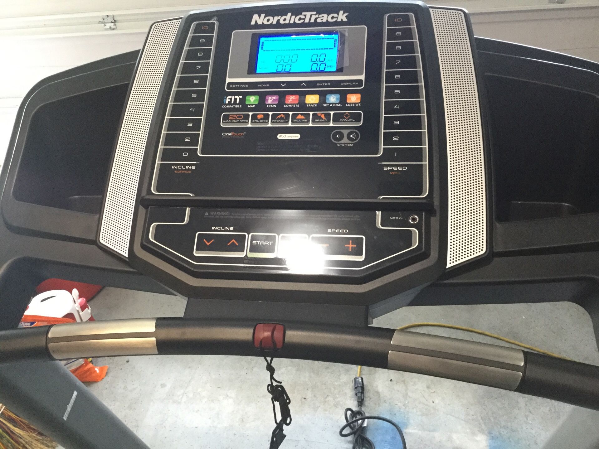 Nordictrack C600 treadmill, new for Sale in Des Moines, WA OfferUp