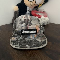 Supreme Hat