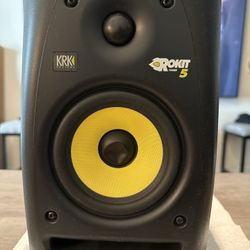 Rokit 5 speaker 