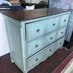 3 Drawer Dresser