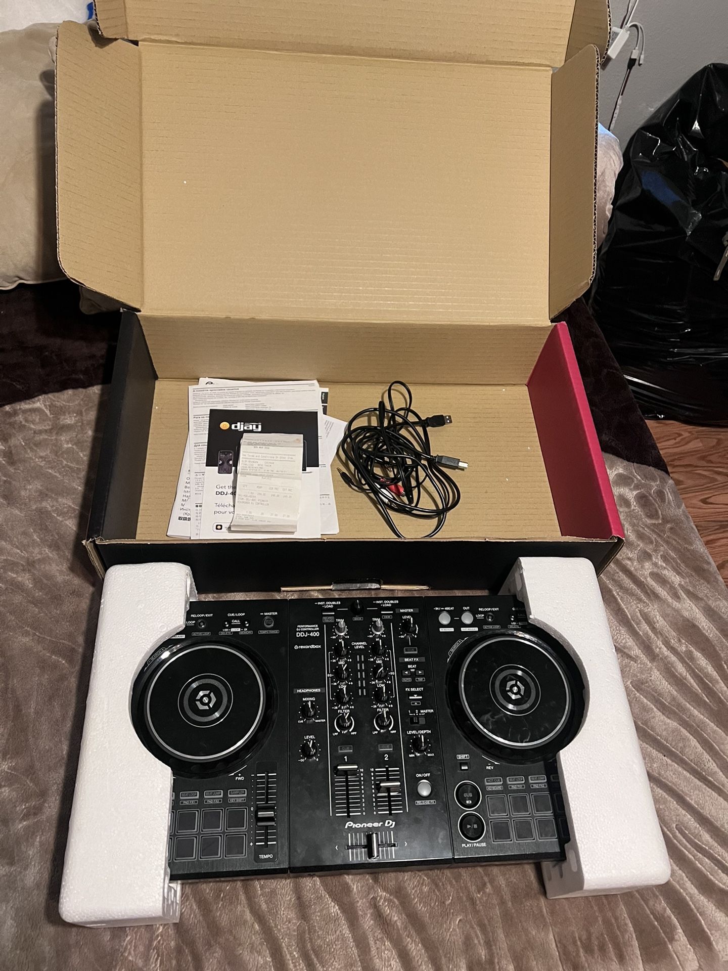 DDJ400 BEST BEGINNER DJ CONTROLLER for Sale in Riverside, CA OfferUp