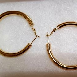 18K Yellow Gold Plated Round 50MM Large LIGHT WEIGHT Hoop Earrings NWT