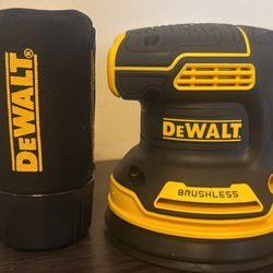NEW DEWALT 20V XR SANDER