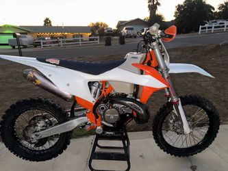 2022 KTM 250 xc