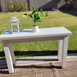 White Entry Table