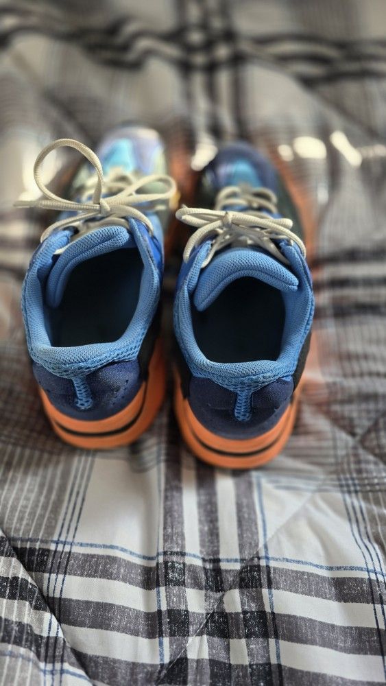 Yeezy Boost 700 Bright Blue