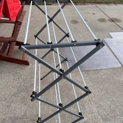 Clothes Hanging Rack