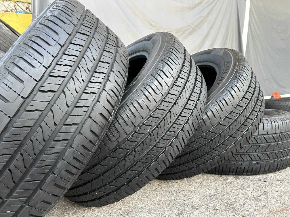 275 55 20 New Take Off LAUFEN X FIT HT Tires