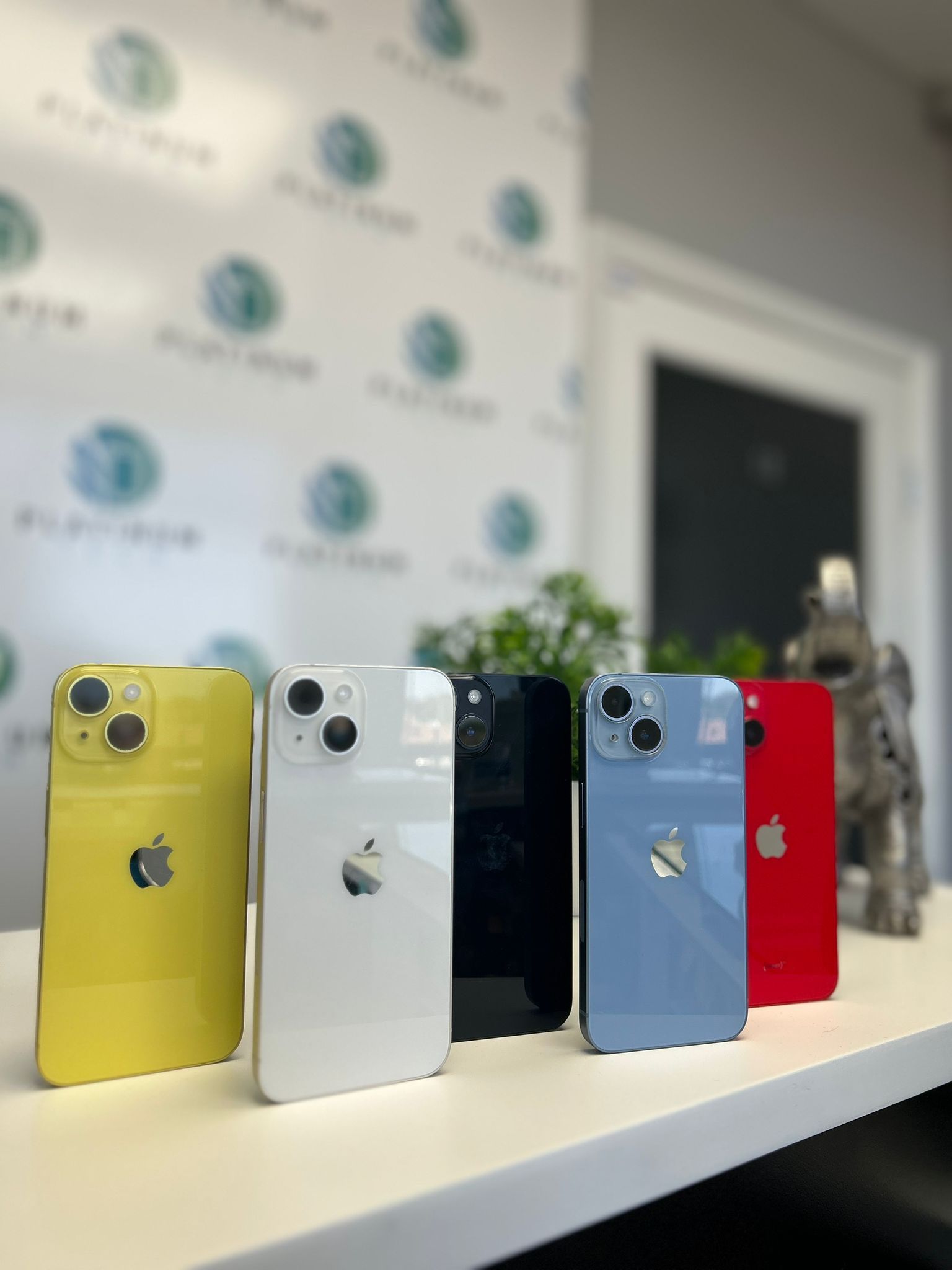 iPhone 14 128Gb With Warranty Unlocked