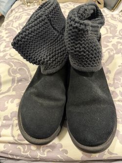 UGGS