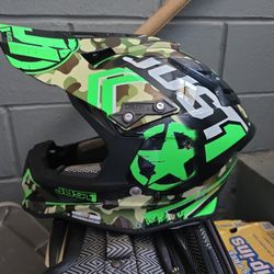 Helmet Just1