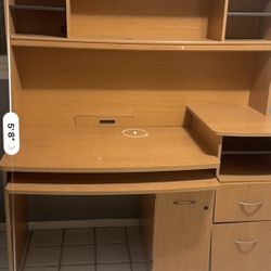 Free Desk 