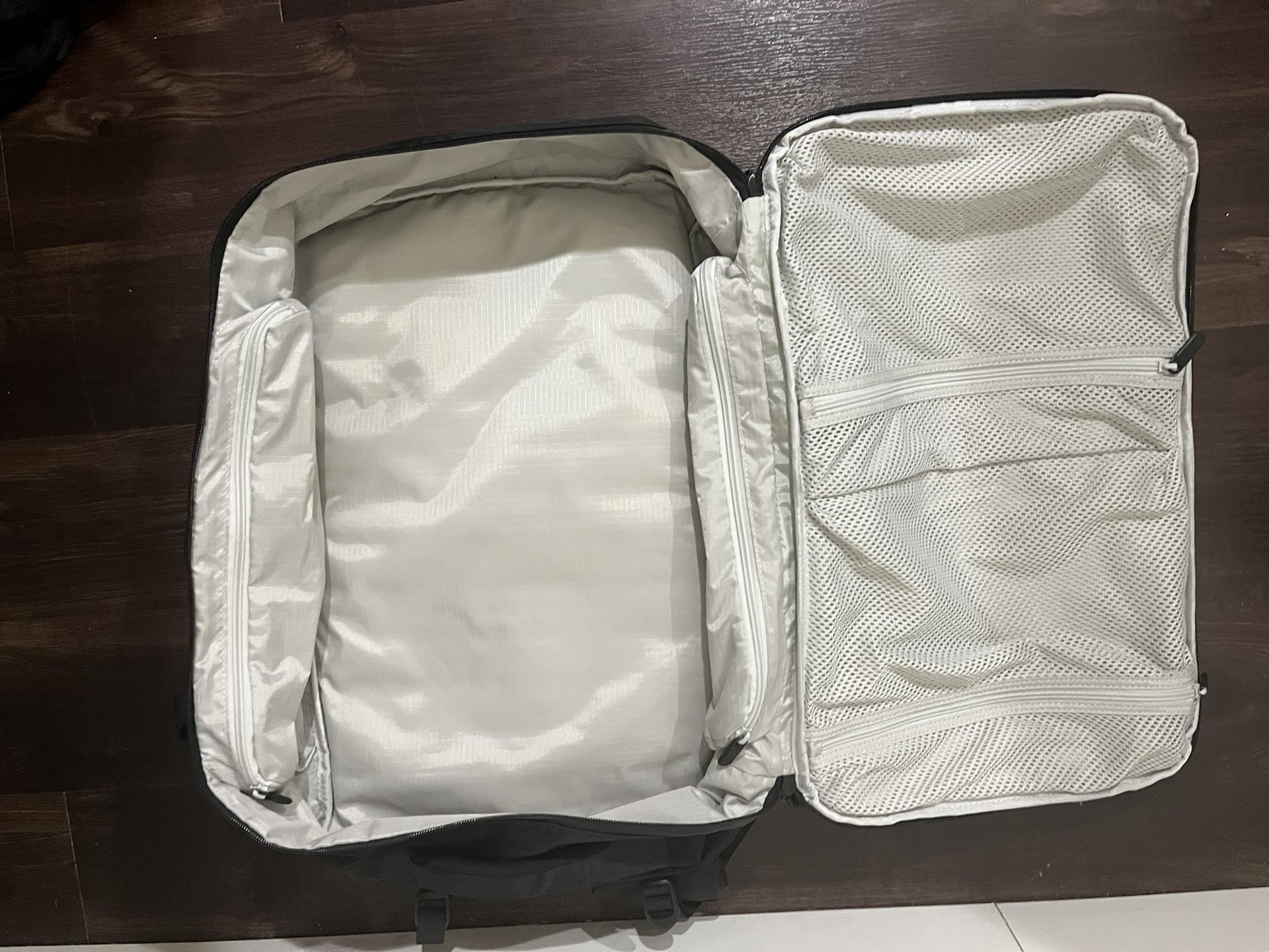 Tortuga 30l Travel Backpack And Packing Cubes for Sale in Portland, OR OfferUp