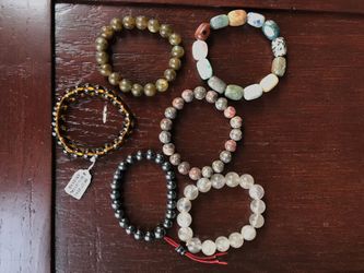 Labradorite, rutilated quartz, Agate, Jasper, Citrine, Hematite, Jade, onyx bracelets