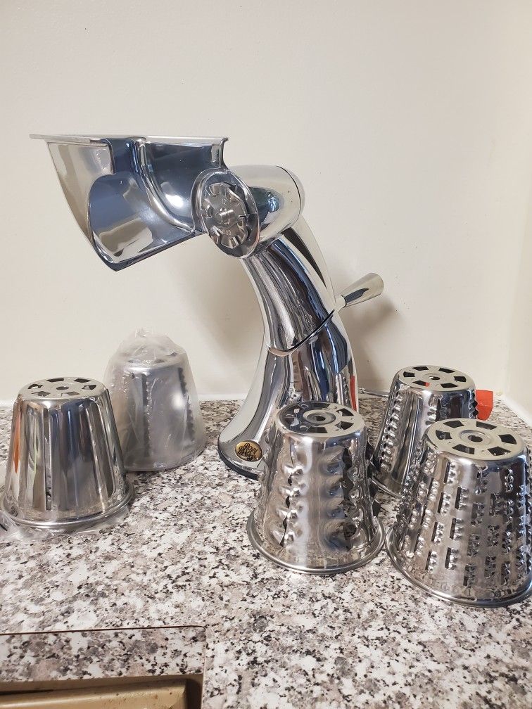 Heavy-duty vegetable chopper, dynamic food processor with stainless steel grinders