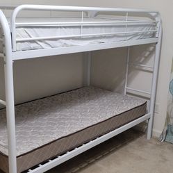 Bunkbed 