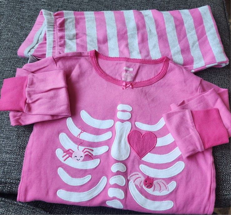 Size 14 Girls Pajama Set. $10