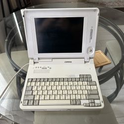 Compaq LTE Elite 4/75 CXL Laptop