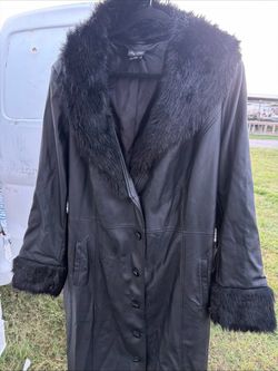 City Chic Black Leather Coat with Faux Fur Trim