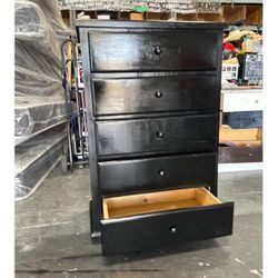 Dresser / Five drawers dresser
