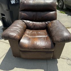 Free Recliner - On Curb