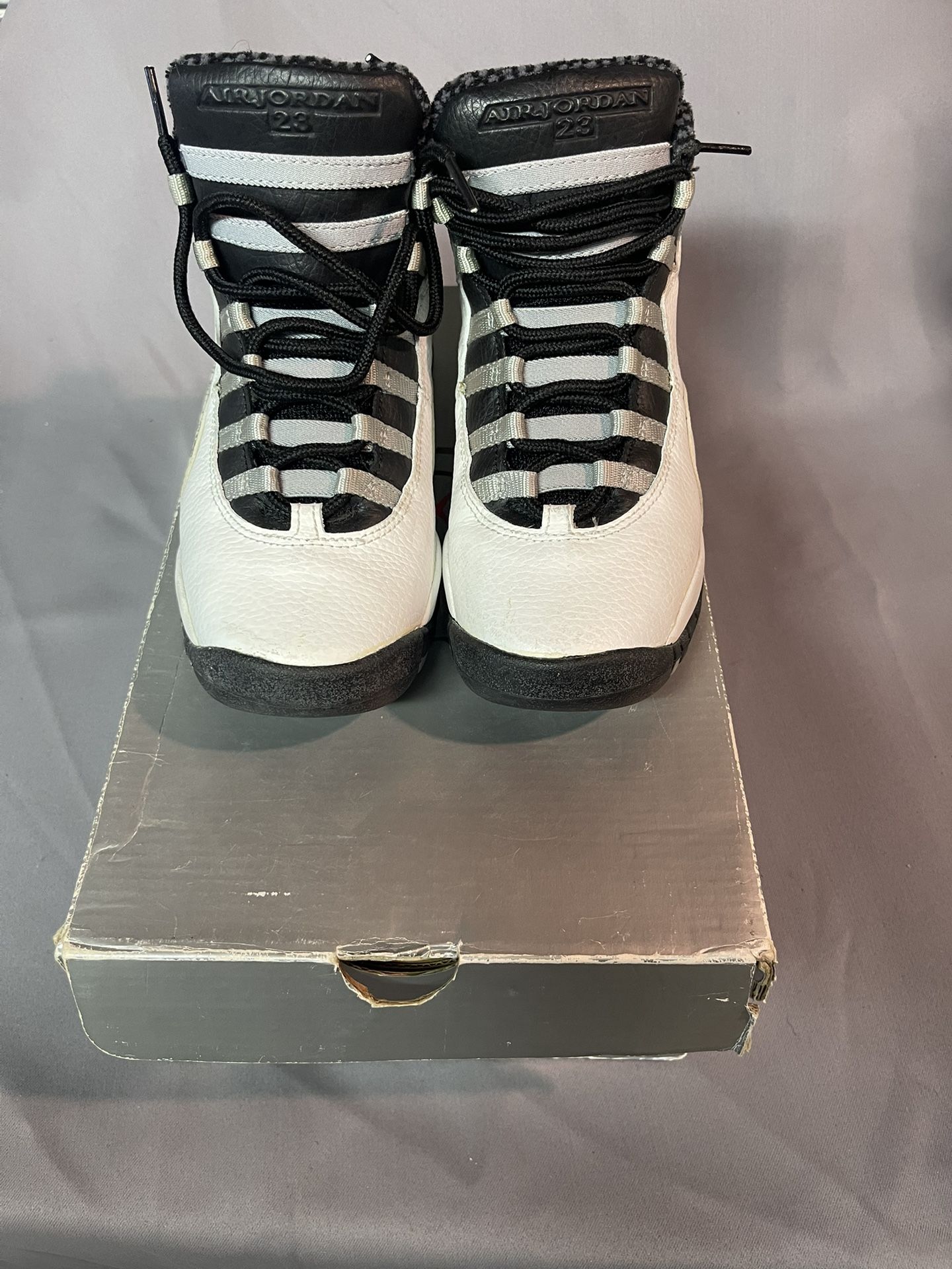 Air Jordan Retro 10 Basketball Shoes Black White Leather Size 4 Y Original Box