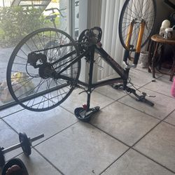 https://offerup.com/redirect/?o=MjQuYmlrZQ== Frame Brand SCHWINN Just Today It Goes For $20