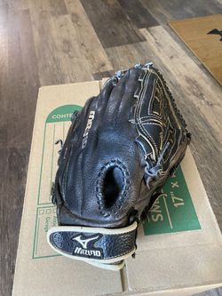 Mizuno Baseball Or Softball Glove