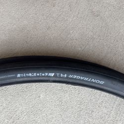 road bike tire Bontrager R1