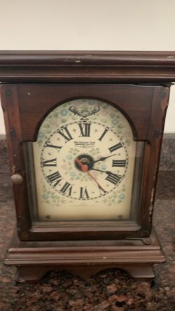 New England Clock Farmingdale, CT Quartz movement