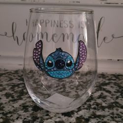 Stitch Wine Glass