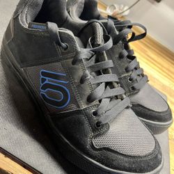 Mountain Bike Shoes