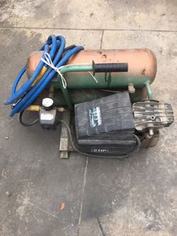 Air compressor