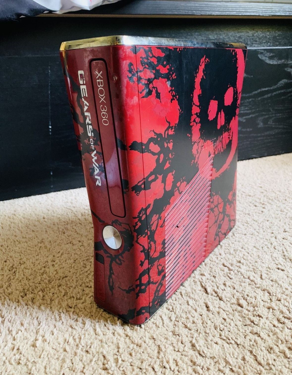 Xbox 360 Gears Of War 3 Edition (no Controllers)