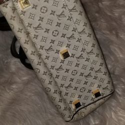 Authentic Louis  Vuitton (Mini Lin Josephine PM)