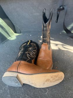 Kids Boots Size 2