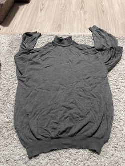 100% Italian wool sweater