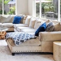 Large Luxe Sectional Sofa – Oversized Chaise