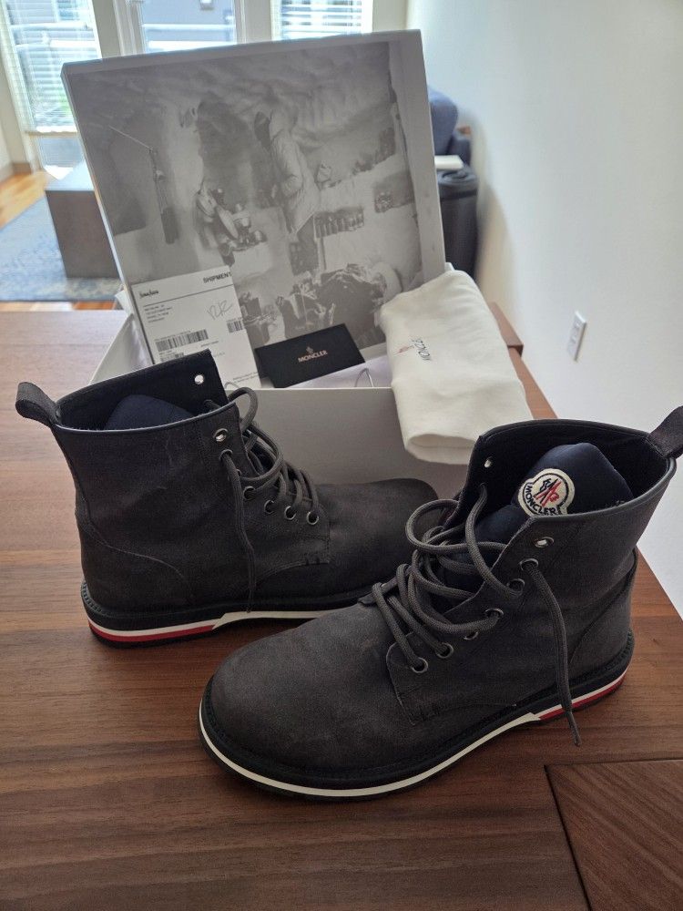 MONCLER Vancouver Mens Boots US11 EU44